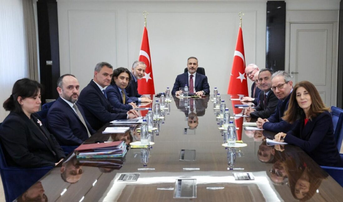 ANKARA, – DIŞİŞLERİ Bakanı Hakan Fidan, Siyaset, Ekonomi ve Toplum