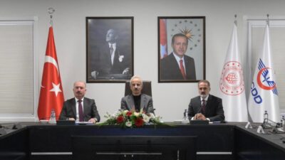 ANKARA, – ULAŞTIRMA ve Altyapı Bakanı Abdulkadir Uraloğlu, Ankara-Kırıkkale-Çorum-Samsun hızlı