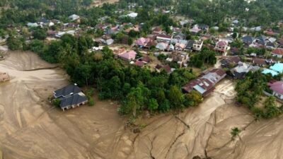 ENDONEZYA, – ENDONEZYA’nın Sumatra Adası’nda şiddetli yağışların neden olduğu sel