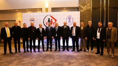 ANKARA, – ESNAF, sanatkarlar ile perakende sektörünün temsilcileri, pazar günü