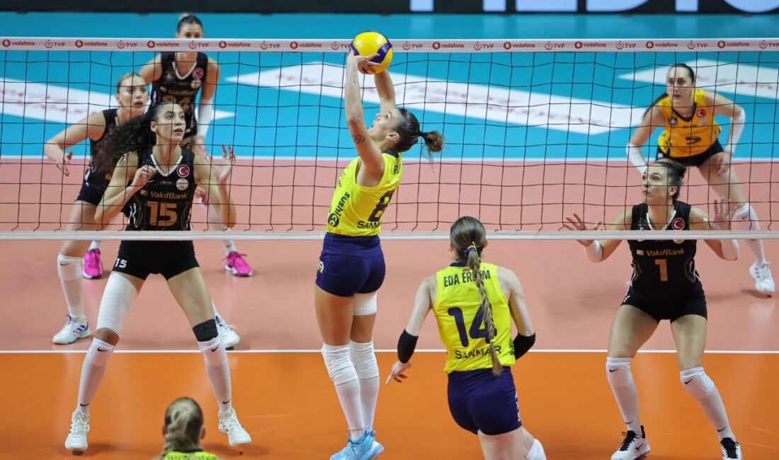 İSTANBUL, – VOLEYBOL Sultanlar Ligi’nin 10’uncu haftasında Fenerbahçe Medicana, konuk