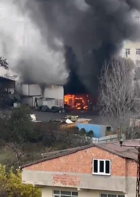 Vehbi DEMİR- Taylan ERGÜN / İSTANBUL, – Arnavutköy’de TIR tamirhanesinde