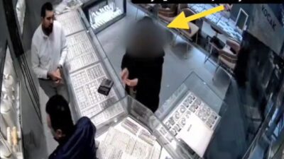 Vehbi DEMİR / İSTANBUL, – BÜYÜKÇEKMECE ve Esenyurt’ta 2 kuyumcuya