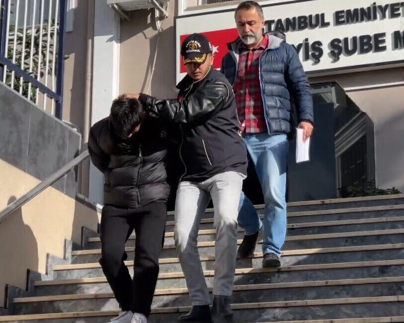 Ali AKSOYER/İSTANBUL, – ÇEKMEKÖY’de telefonla aradığı kişiye kendisini banka çalışanı