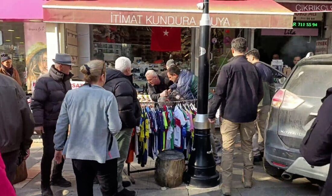 Nurcan KIRCALI / İSTANBUL, – CHP Şile İlçe Başkanlığı önüne