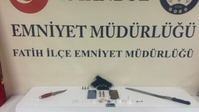 Emre KURT/İSTANBUL, -Fatih’te uyuşturucu ticareti yaptığı belirlenen şüphelilerin yakalanmasına yönelik