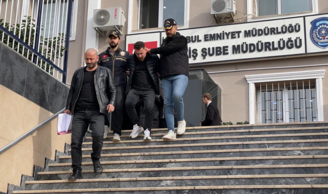 Ali AKSOYER/İSTANBUL, – İSTANBUL’da haklarında 12’şer yıl hapis cezası bulunan