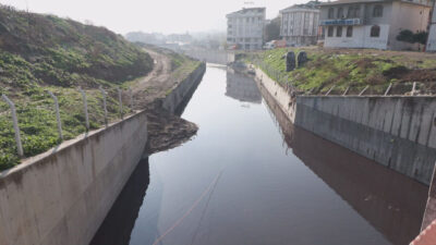 Derya EVREN KORKMAZ / İSTANBUL, – Esenyurt’ta fabrikaların bulunduğu bölgeden