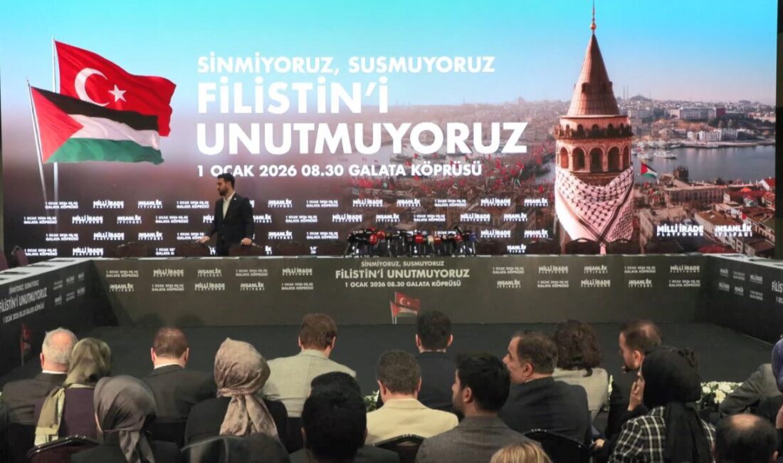 Esra GÜNTEPE – Hadican EROL / İSTANBUL -Galata Köprüsü’nde 1