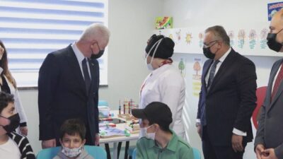 Gülseren KARAPINAR-Harun ŞAHBAZOĞLU/ İSTANBUL, – İSTANBUL Valiliği’nin ‘Öğrenerek İyileşiyoruz’ projesi