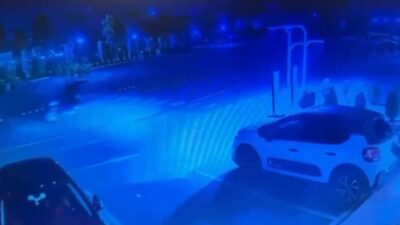 İSTANBUL, -İstanbul’da haraç istedikleri iş yerlerine silahlı saldırı gerçekleştiren suç