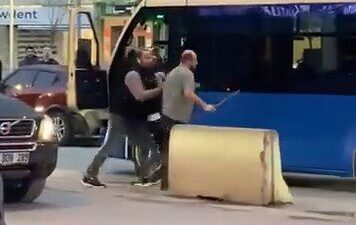 İsa ALMAÇAYIR – Hiba HAKBİLİR/İSTANBUL, – KADIKÖY’de hafif ticari araç