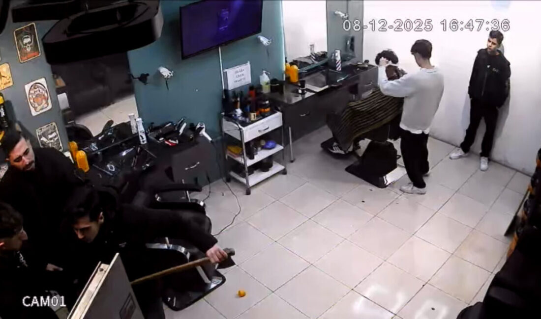 Doğan Can CESUR / İSTANBUL – KAĞITHANE’de aralarında alacak verecek