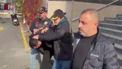 Ali AKSOYER / İSTANBUL, – KÜÇÜKÇEKMECE’de denetim yapan bekçilerden kaçarken,