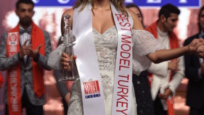 İSTANBUL İSTANBUL’a tatil için gelen Rus turist Maria Avdienko (25),