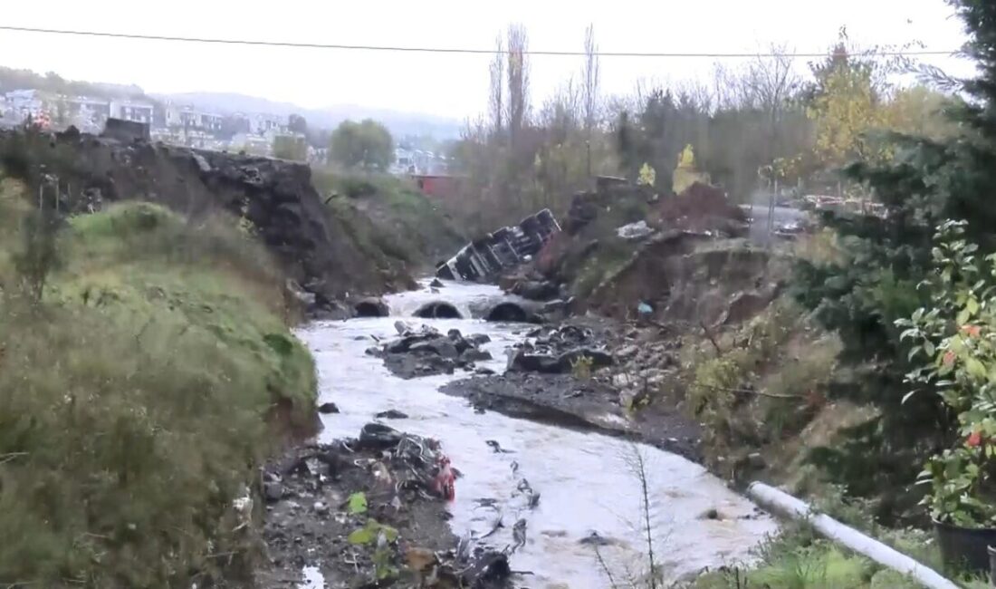 Yılmaz OKUR / İSTANBUL, – SARIYER Uskumruköy’de sağanak yağışın ardından