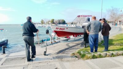 Uğur Samet AVCI / İSTANBUL, – Silivri’de kuvvetli rüzgar nedeniyle