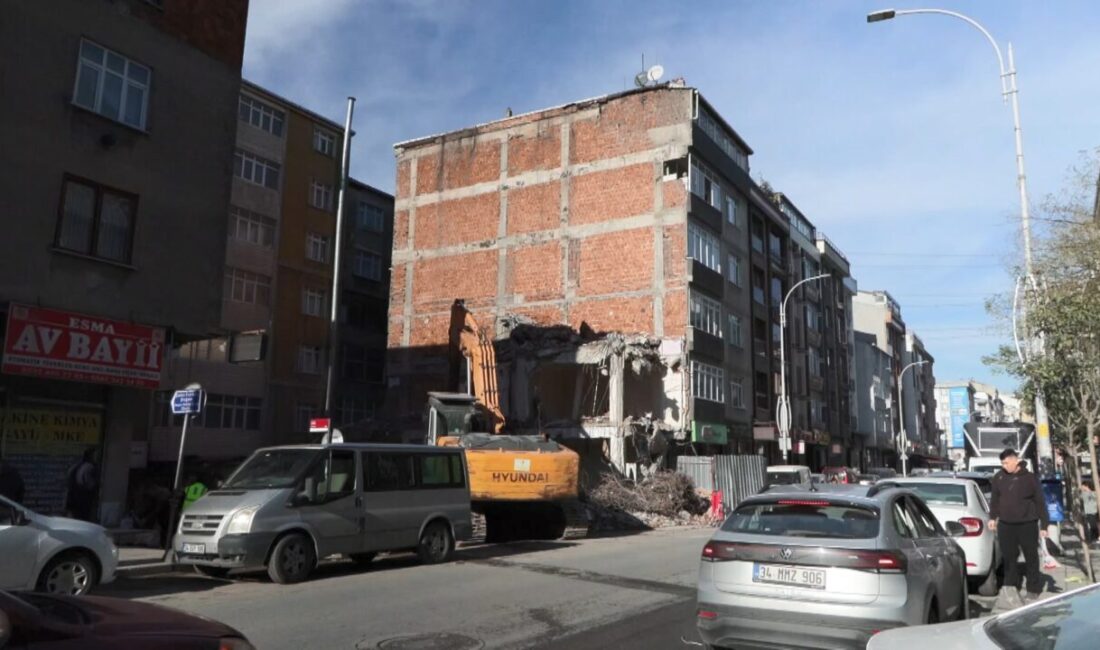 Esra GÜNTEPE- Ataberk KURT / İSTANBUL SULTANGAZİ’de kentsel dönüşüm kapsamında