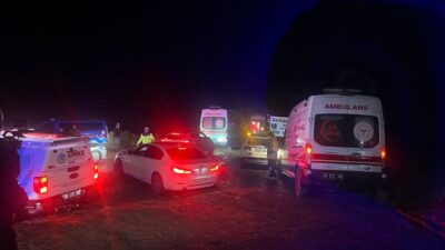 ‘DEPREM OLUYOR SANDIK’ Uçağın düştüğü bölgede oturan Ömer Lütfü Ünal,