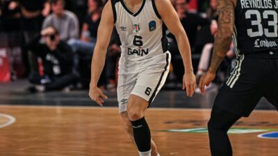 İSTANBUL, – SALON: Copper Box Arena HAKEMLER: Emilio Perez, Mario