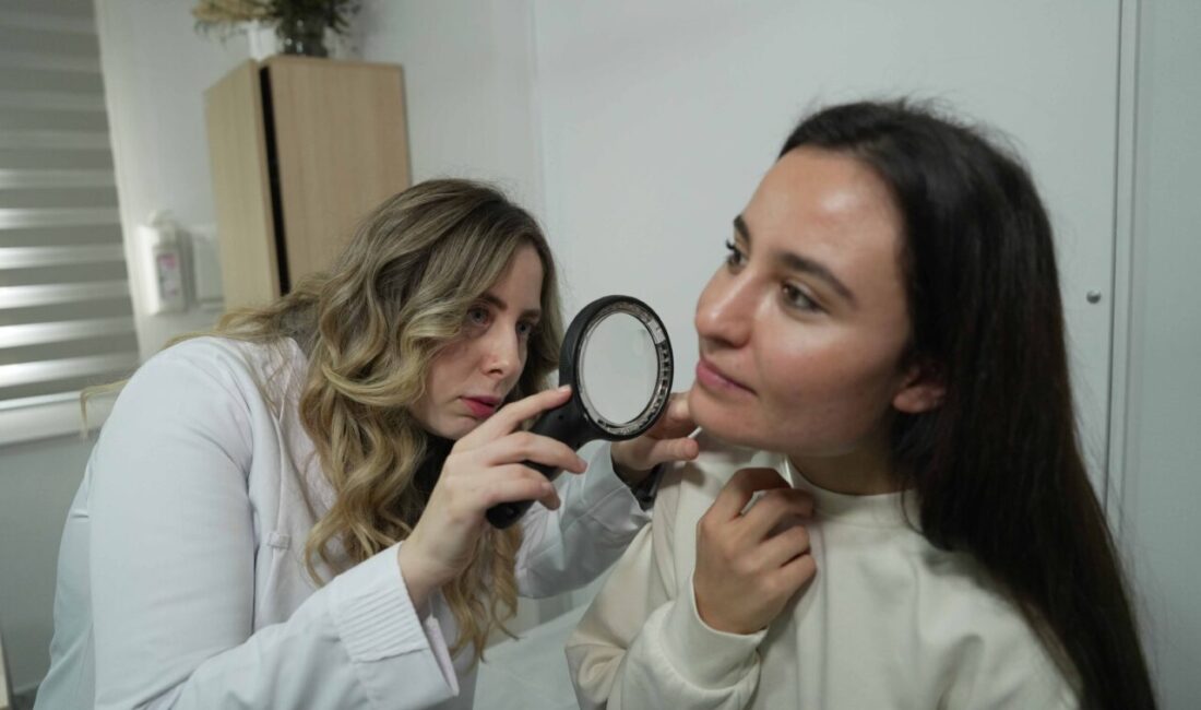 İSTANBUL, – SON dönemde yetişkin aknesi vakalarında patlama yaşandığını belirten