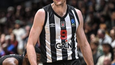 İSTANBUL, – SALON: Messe Chemnitz HAKEMLER: Manuel Attard, Marko Juras,