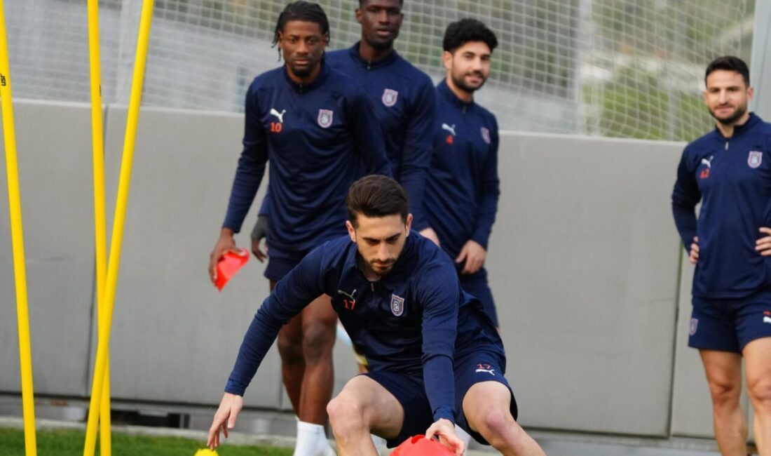 İSTANBUL, – RAMS Başakşehir FK, Süper Lig’in 15’inci haftasında Fenerbahçe