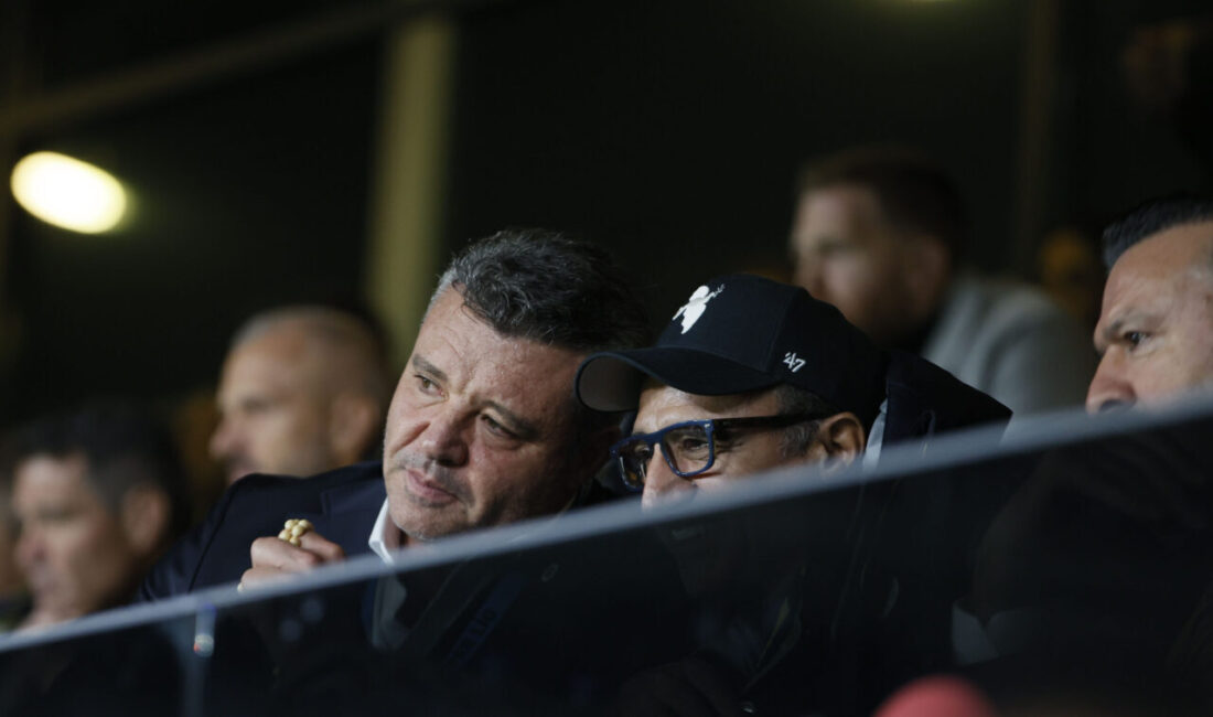 İSTANBUL, – FENERBAHÇE Kulübü’nün davetlisi olarak dün oynanan Galatasaray karşılaşmasını