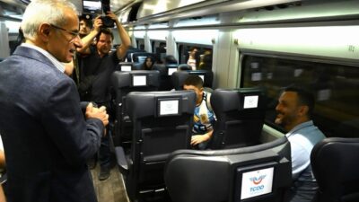 ANKARA, – ULAŞTIRMA ve Altyapı Bakanı Abdulkadir Uraloğlu, ara tatilde