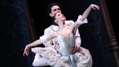 ANKARA, – ÇANKAYA Belediyesi Atatürk Sanat Merkezi, klasik balenin ölümsüz