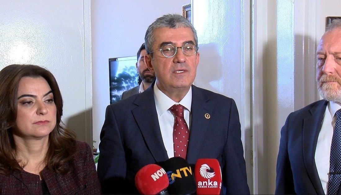Gizem CENGİL-Emirhan YÜZÜGÜLDÜ/ANKARA, – CHP Grup Başkanvekili Gökhan Günaydın başkanlığındaki