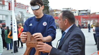 İSTANBUL, – MEDİCANA Hastanesi, görme engelli bireylerin günlük yaşamda karşılaştığı