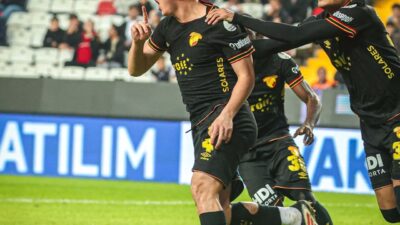 Onur ATIŞ / İZMİR, – SÜPER Lig’de devre arasına 32