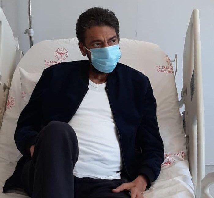 Kübra SONKAYA-Batuhan DURNAOĞLU/ANKARA, – SANATÇI Hakan Taşıyan, kalp krizi şüphesiyle