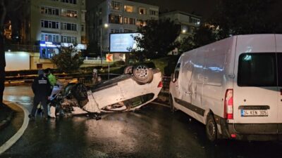 Soner HASIRCIOĞLU/İSTANBUL, – BEŞİKTAŞ’ta, seyir halindeki otomobil bir minibüse çarptıktan