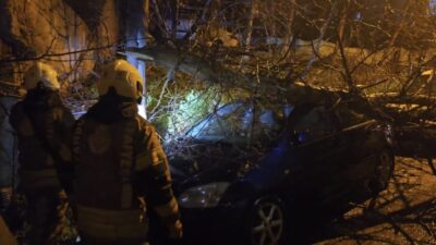 Mert ORDU / İSTANBUL, – BEYKOZ’da etkili olan fırtına nedeniyle