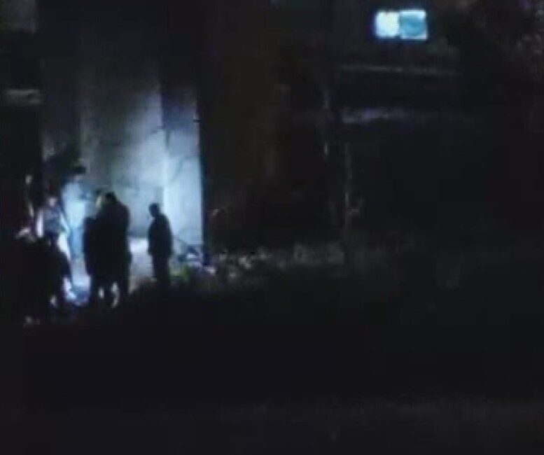 Doğan Can CESUR-Baran AKKAYA / İSTANBUL – EYÜPSULTAN’da yolda yürüyen