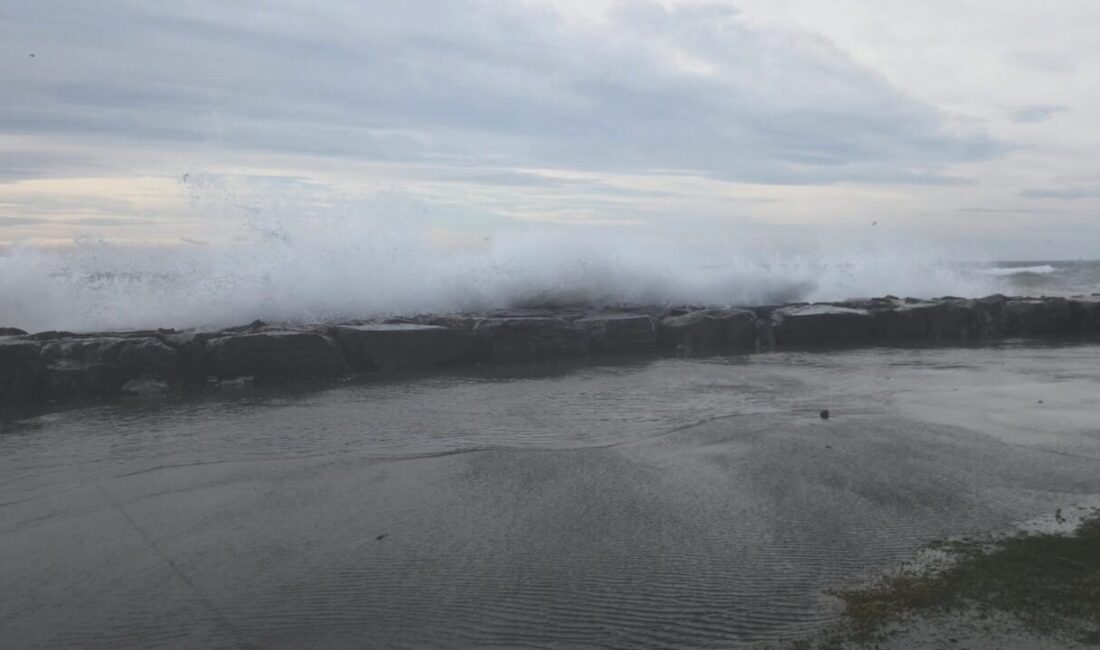 Vehbi DEMİR / İSTANBUL, – İstanbul’da cuma günü akşam saatlerinden