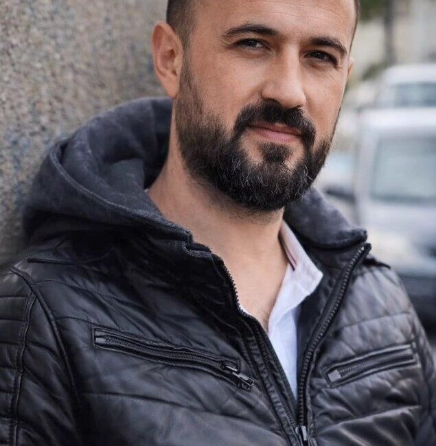 Vehbi DEMİR- Altunay TUGA / İSTANBUL, – Küçükçekmece’de yaklaşık 10