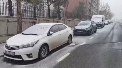 İsa ALMAÇAYIR/ İSTANBUL, – İSTANBUL’da kar yağışı kentin çeşitli noktalarında