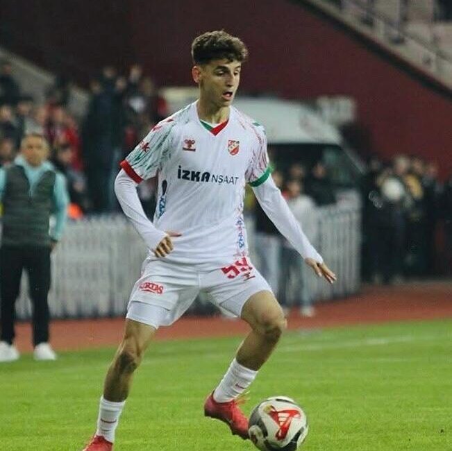 Ergin KARATAŞ / İZMİR, – İZMİR’İN 3’üncü Lig’de mücadele eden