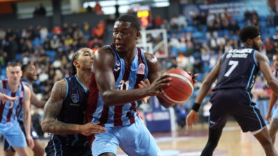 Nurgül GÜNAYDIN / TRABZON, – SALON: Hayri Gür Spor HAKEMLER: