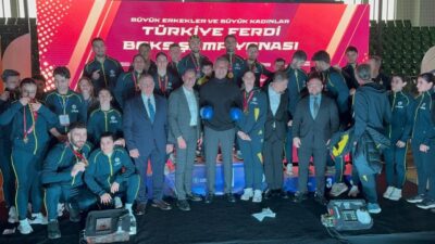 Batuhan DURNAOĞLU / KOCAELİ, – KOCAELİ’nde devam eden Türkiye Boks