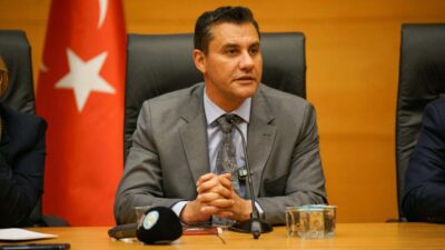 Ersan ERDOĞAN/MANİSA, – MANİSA Büyükşehir Belediye Başkanı Ferdi Zeyrek’in evinin