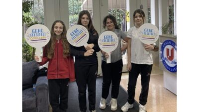 İSTANBUL, – ORTAOKUL öğrencilerini felsefi düşünmeye ve düşüncelerini yaratıcı eserlerle