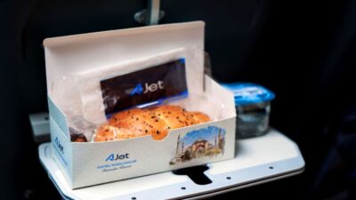 İbrahim YILDIZ/İSTANBUL, – AJet, ramazan ayı boyunca iftar ve sahur