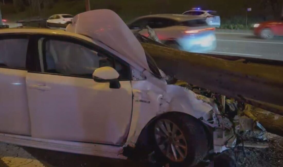 Mehmet Kaan KURT/İSTANBUL, – ATAŞEHİR TEM Otoyolu’nda sürücüsünün makas attığı