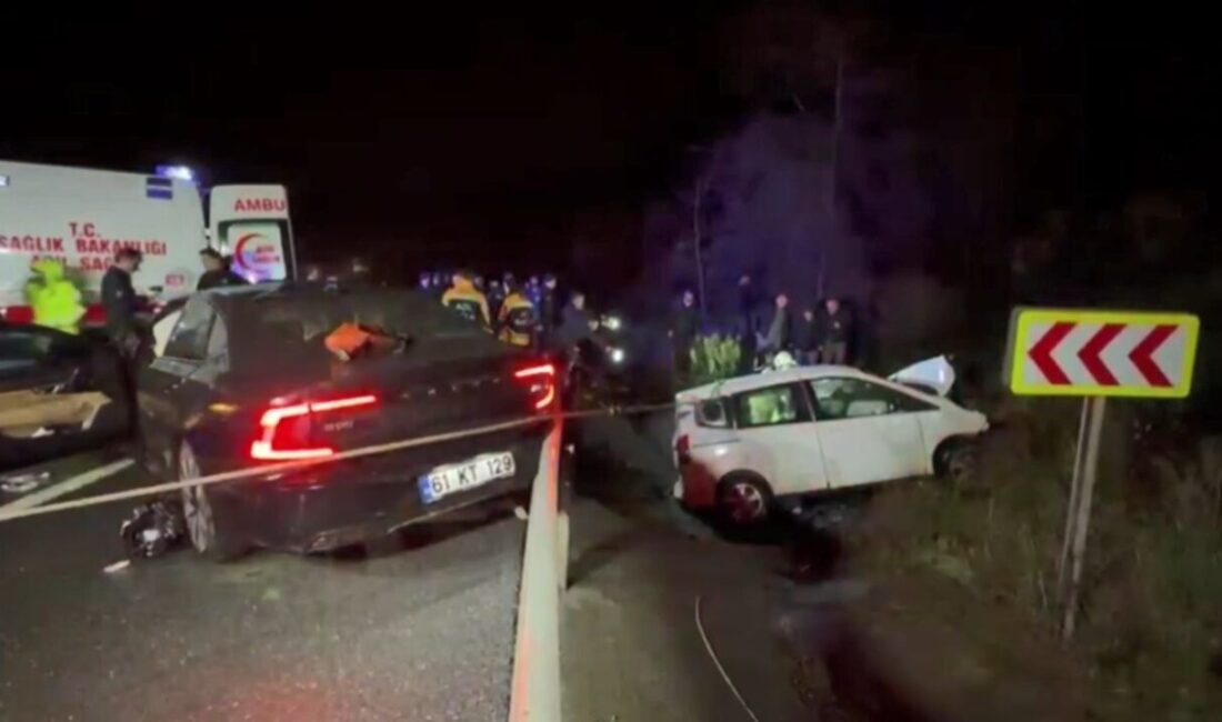 Soner HASIRCIOĞLU/İSTANBUL, – BEYKOZ’da otomobil ile hafif ticari aracın kafa