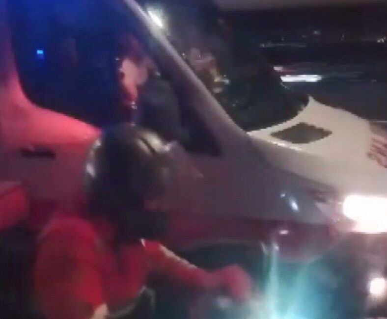 İSTANBUL, – İSTANBUL’da etkili olan fırtına nedeniyle 15 Temmuz Şehitler