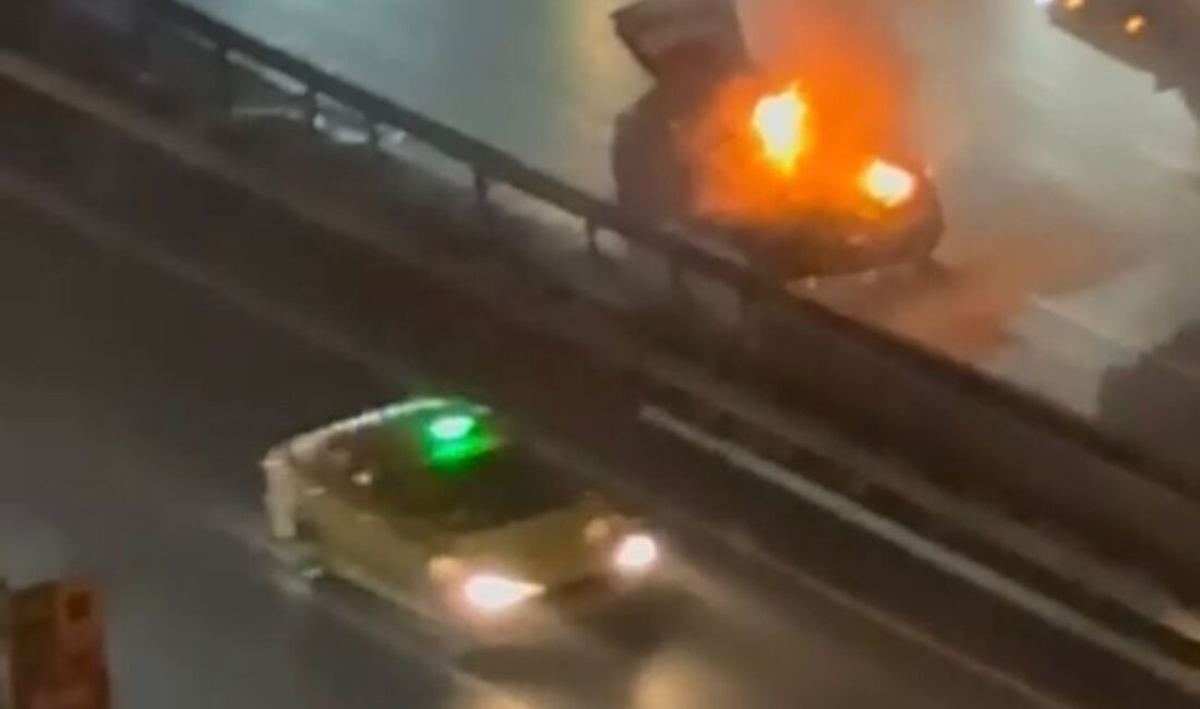 Mehmet Kaan KURT/İSTANBUL, – HALİÇ Köprüsü üzerinde seyir halindeki otomobilde